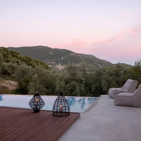 Villa Brand New High-End Faos Villas Three